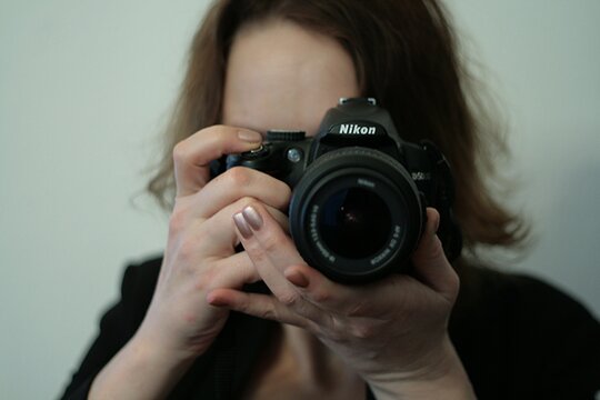 | © | ©